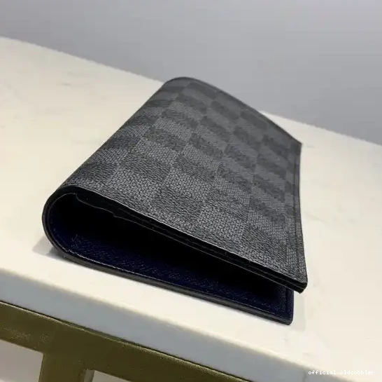 Official oldcobbler LOUIS ALEXANDRE VUITTON WALLET 0525